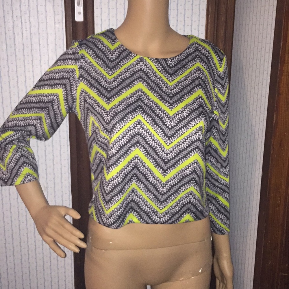 Romeo and Juliet Couture cropped top